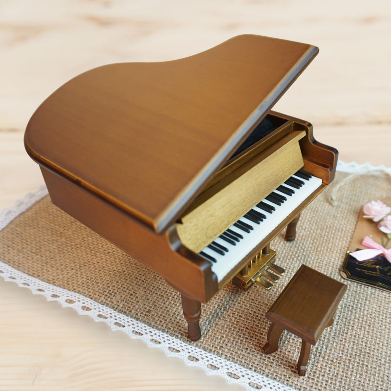 木质钢琴八音盒 可定制DIY 天空之城音乐盒